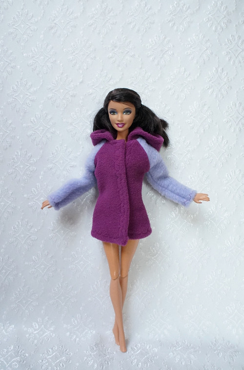 Kabátek s kapuckou pro Barbie — foto 1