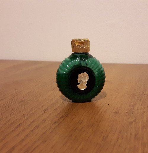 Sklenička S Parfémem — foto 1