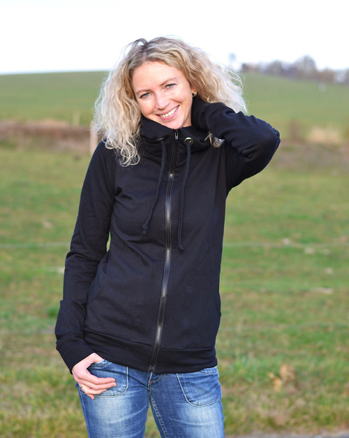 Černá mikina