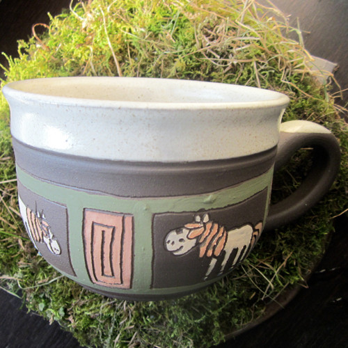 Hrnek popévkový koně — foto 1