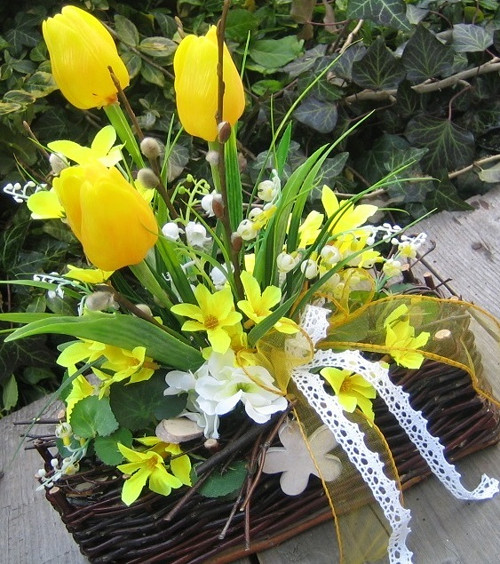 Jarní košíček s tulipány 2 - rezervace — foto 1