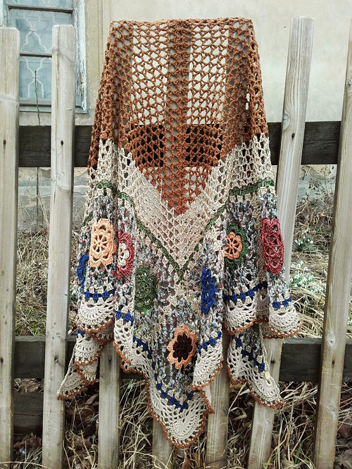 V zámecké zahradě háčkovaný — foto 1