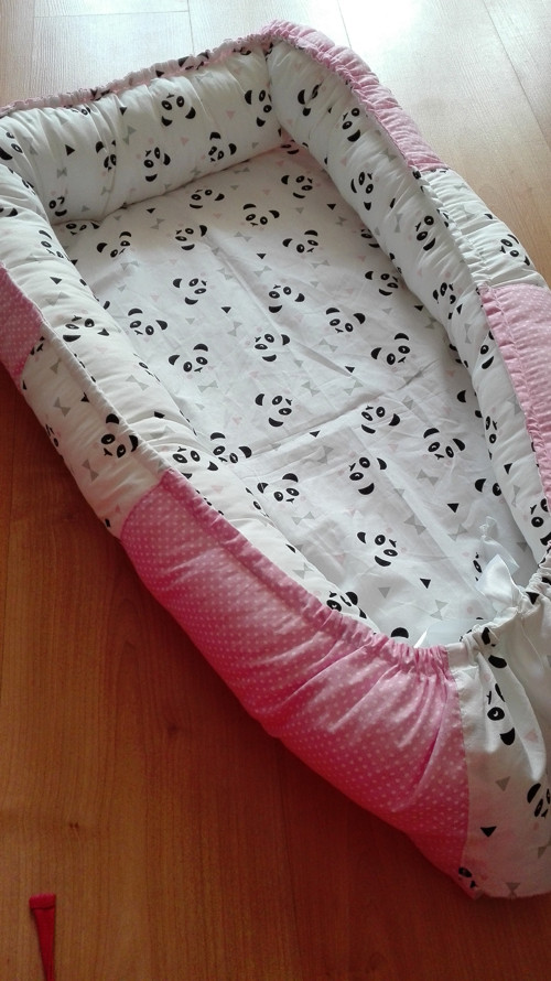 Oboustranné hnízdečko panda — foto 1