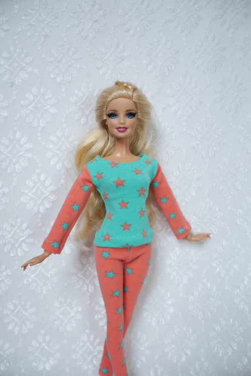 Komplet pro Barbie — foto 1