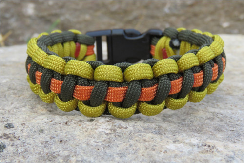 Náramek PARACORD — foto 1