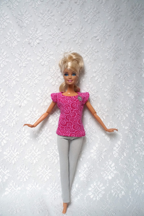 Komplet pro Barbie s kytičkou — foto 1