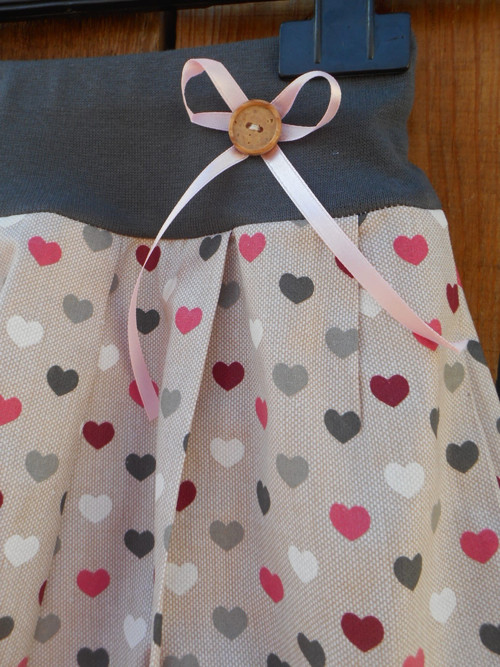 Dětská balónková - srdíčková - vel. 98/104 — foto 1