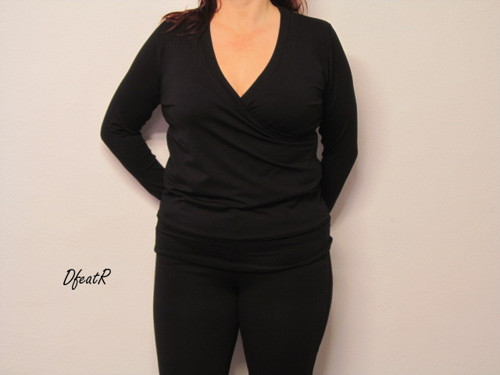 Tunika/halenka *V* s lemem — foto 1