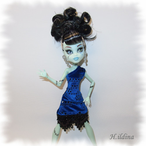 Šatičky STEPHANY pro panenky MONSTER HIGH — foto 1