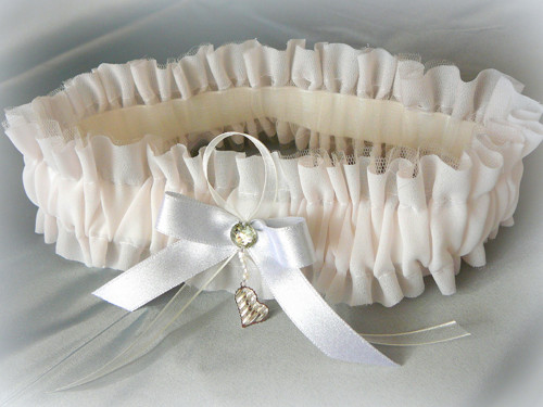 Podvazek ivory.