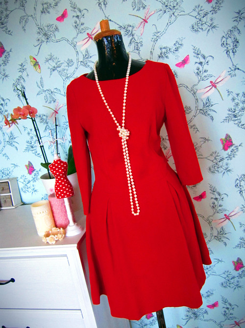 Šaty classic red — foto 1