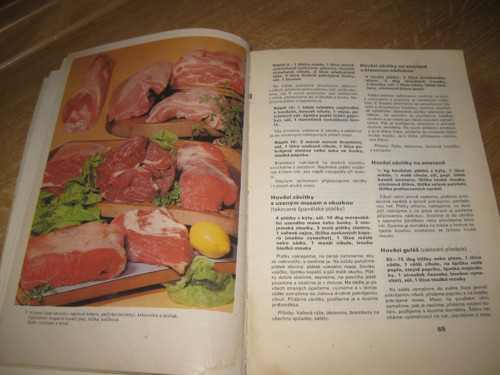 Česká kuchařka-rok 1975