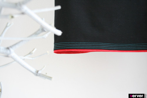 Šaty černé - minimalistické (L) — foto 1