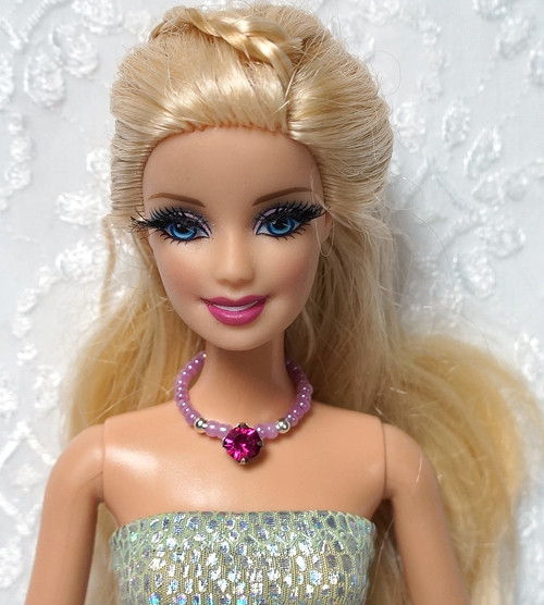 Šperk pro Barbie s kamínkem — foto 1