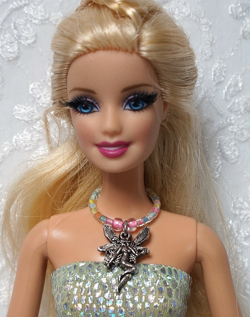 Náhrdelník pro Barbie s vílou — foto 1
