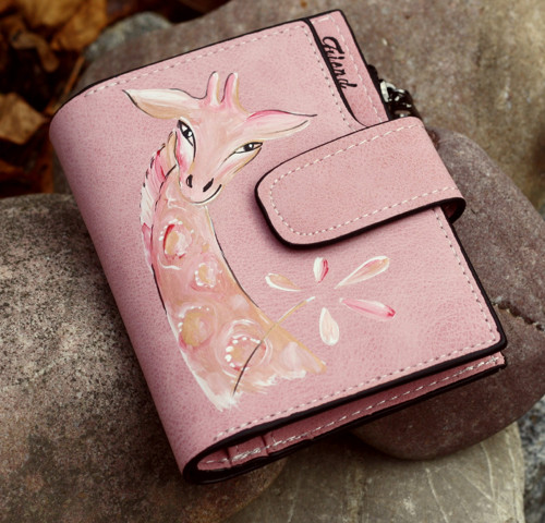 Peněženka se žirafou — foto 1