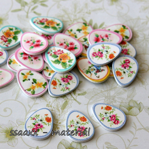 Dřevěný knoflík ~ 30 mm ~ vajíčko modré
