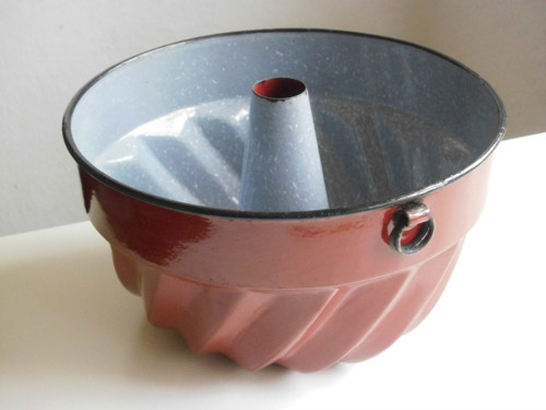 Plechová forma na bábovku (průměr 21 cm) — foto 1