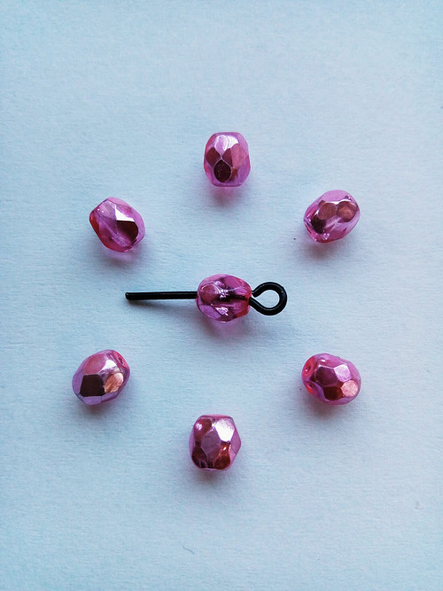 Broušené kuličky, 4mm. — foto 1