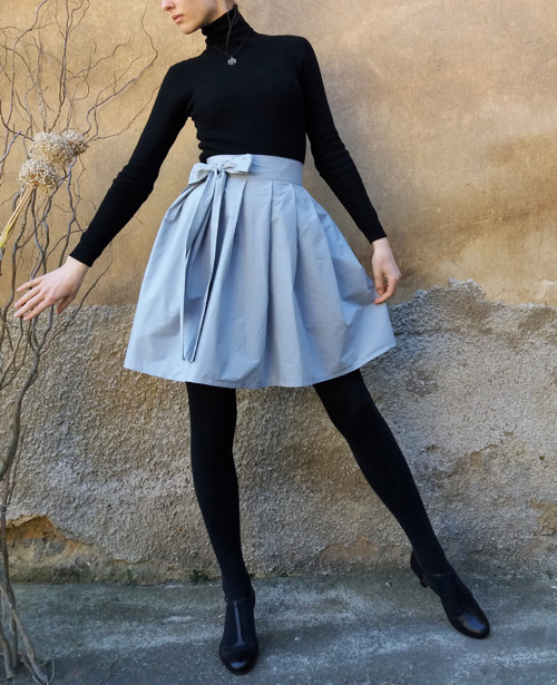 Šedá Zavinovací Sukně — foto 1