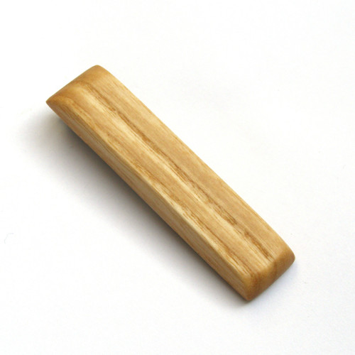 Jaseňový klip na kravatu