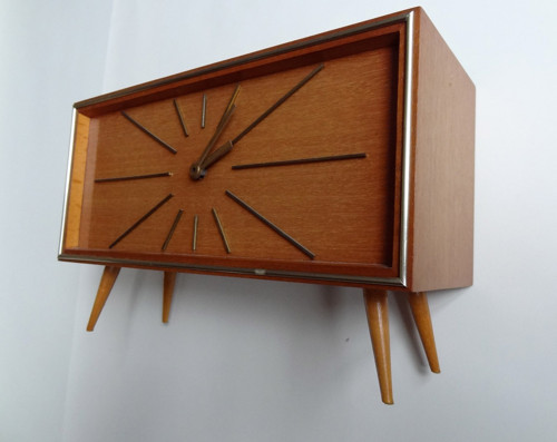Retro hodiny — foto 1