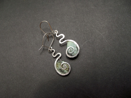Serpentinitové náušnice — foto 1
