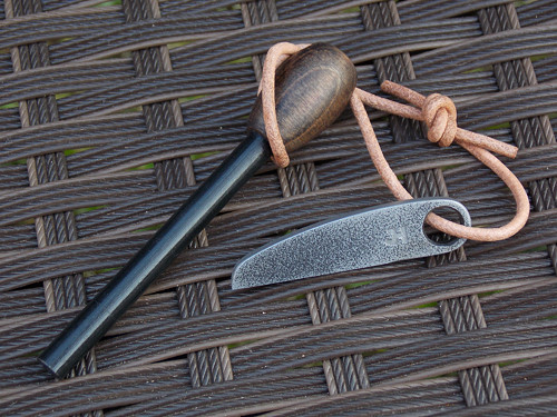 Křesadlo / Firesteel — foto 1