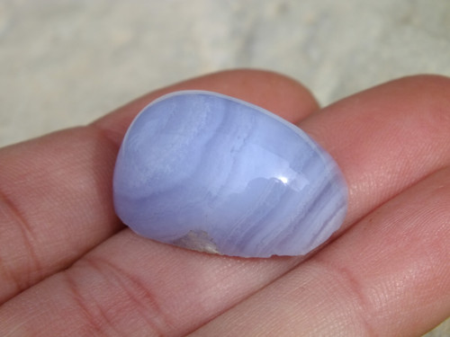 Chalcedon č.K001 - 26x19x12mm — foto 1