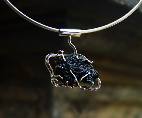 Nerezový náhrdelník..." Silvery- black " — foto 1