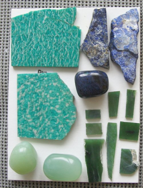 Materiál-minerály — foto 1