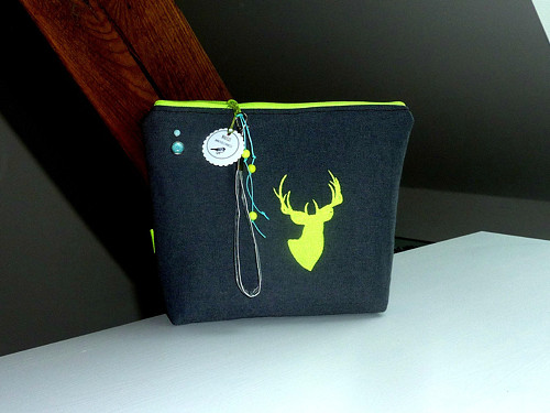 DEER neon — foto 1