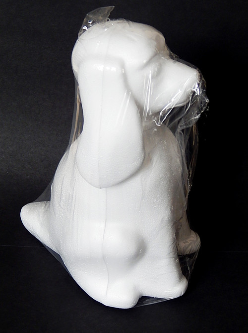 Polystyren, Pes velký, výška 23 cm