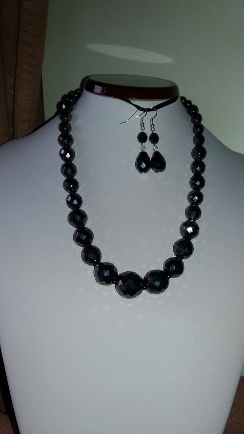 "RETRO - ELEGANT - hematitová“ 53 cm — foto 1