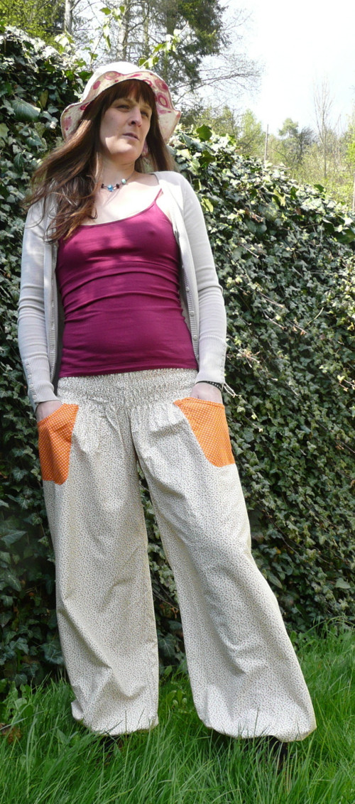 Turecké kalhoty kytičkové — foto 1