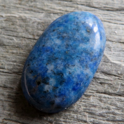 Lapis lazuli- světlý, kabošon č.009