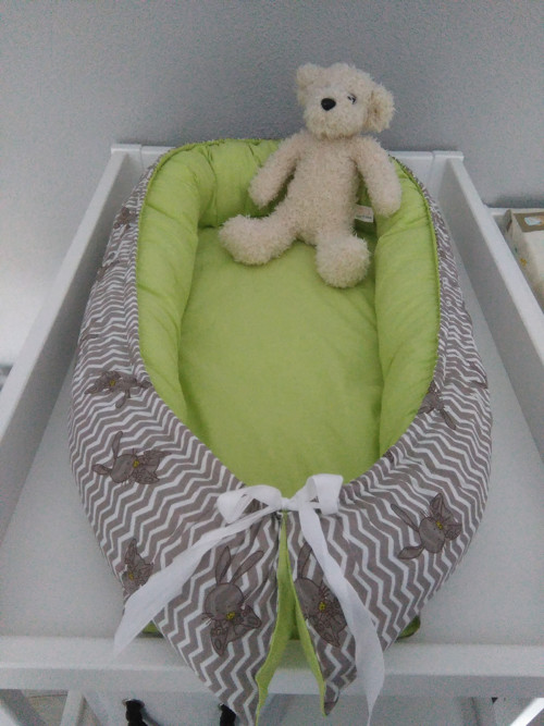 Hnízdo — foto 1