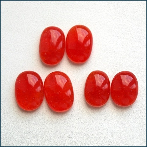 Červené pecičky 1 cm / 57 — foto 1