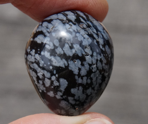 Obsidián sněžný (28 mm) D8902 — foto 1