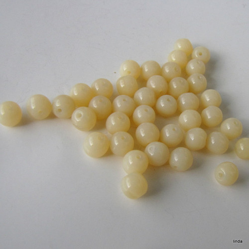 Mačkané korálky * kulička * 6mm * 30 ks /bal