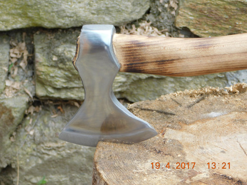 Vikingská sekera — foto 1