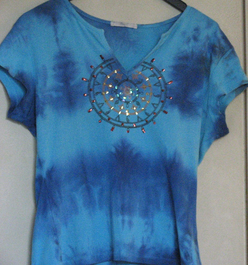 Batikované tričko Modrá mandala. — foto 1