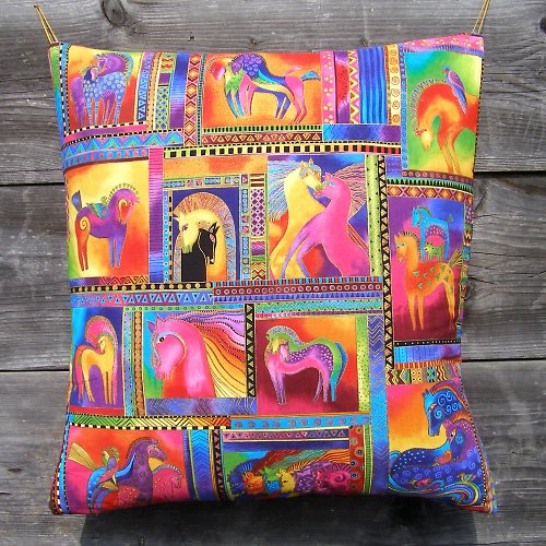 Velký polštář Laurel Burch — foto 1