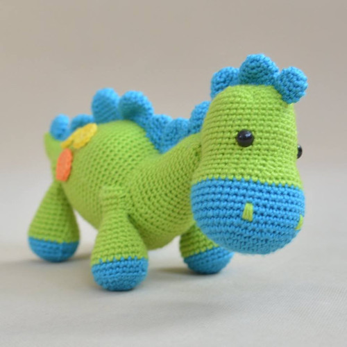 Háčkovaný dinosaurus — foto 1