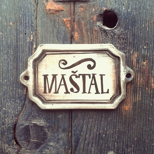 Maštal — foto 1