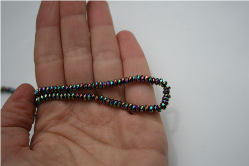 Pokovený hematit duhový 4x1,8mm