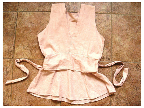 Nápaditý lněný top - vel. 36/38 — foto 1