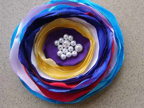 Crazy brož - organza - satén — foto 1