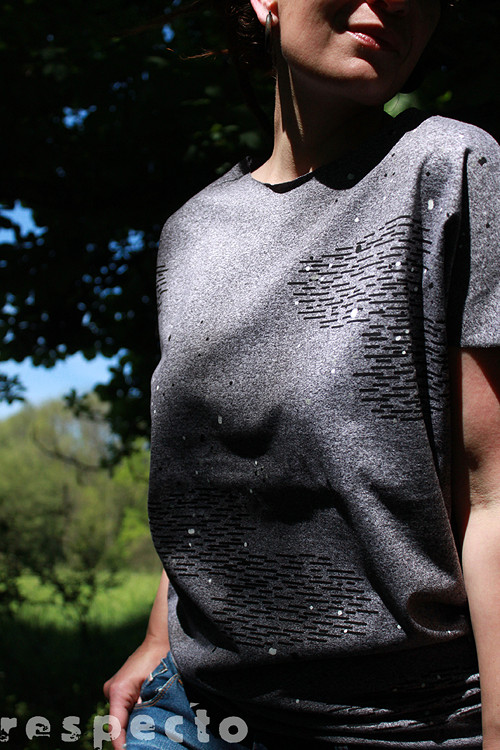 Triko oversized (fosforový tisk) .......... M - L — foto 1