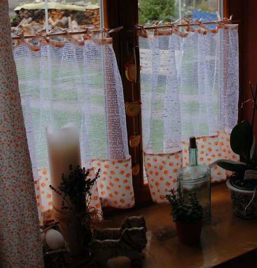 Záclonky s růžičkama — foto 1